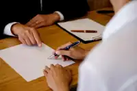 Заказчик не подписывает акт: как действовать