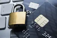 Банки могут начать чаще блокировать счета: хватит частичного совпадения данных