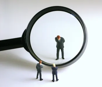 Налоговые органы ищут злоупотребления при сотрудничестве бизнеса с самозанятыми