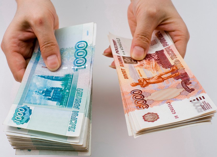 Что говорит Роструд о компенсации за задержку зарплаты